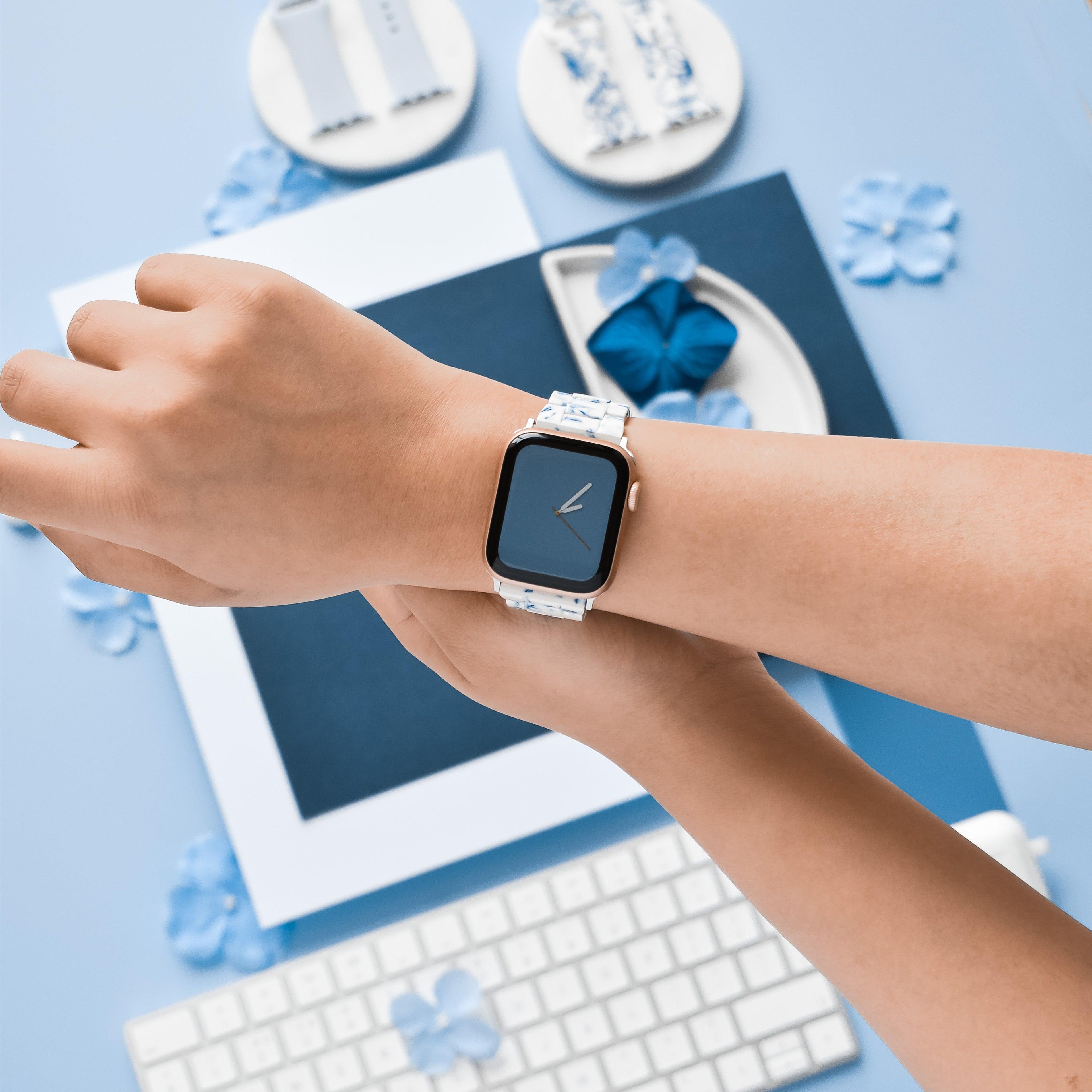 Lüks Mavi ve Beyaz Apple Watch Kayışı