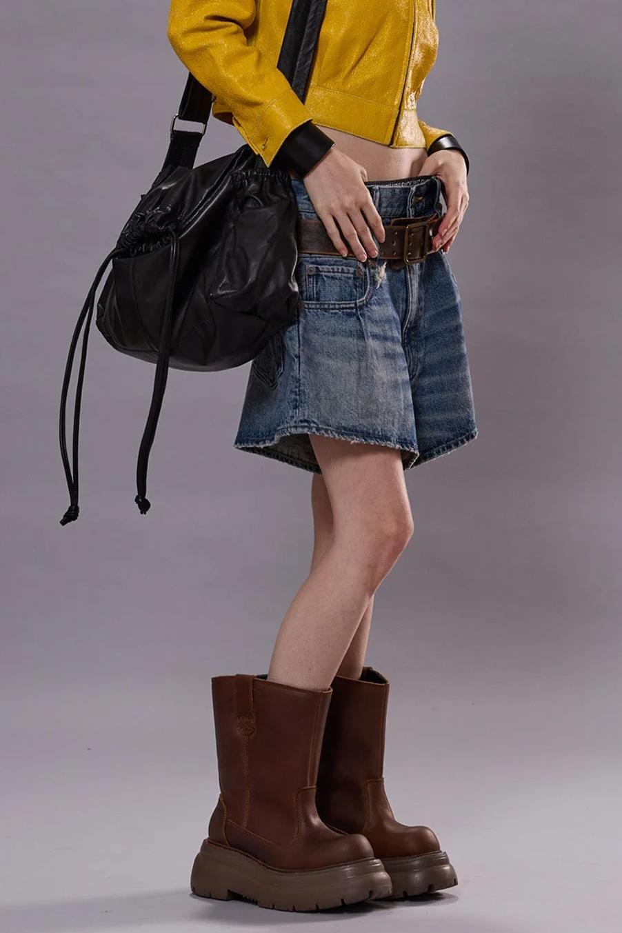 Double Loop Venti Short