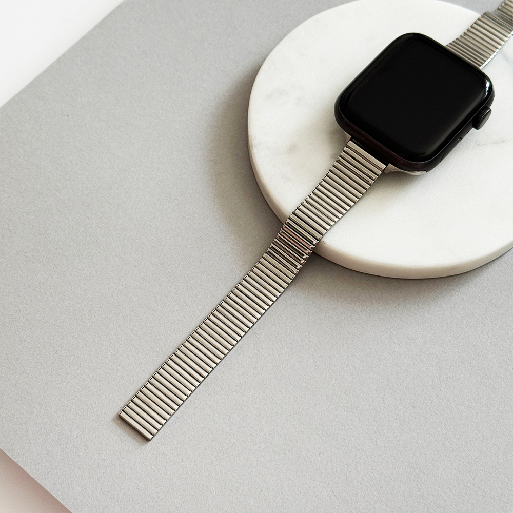 SLIM Fine Line Apple Watch Strap - Silver