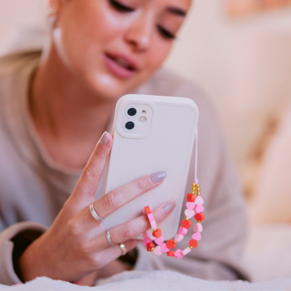 Boncuklu Telefon Askısı - Kalpler