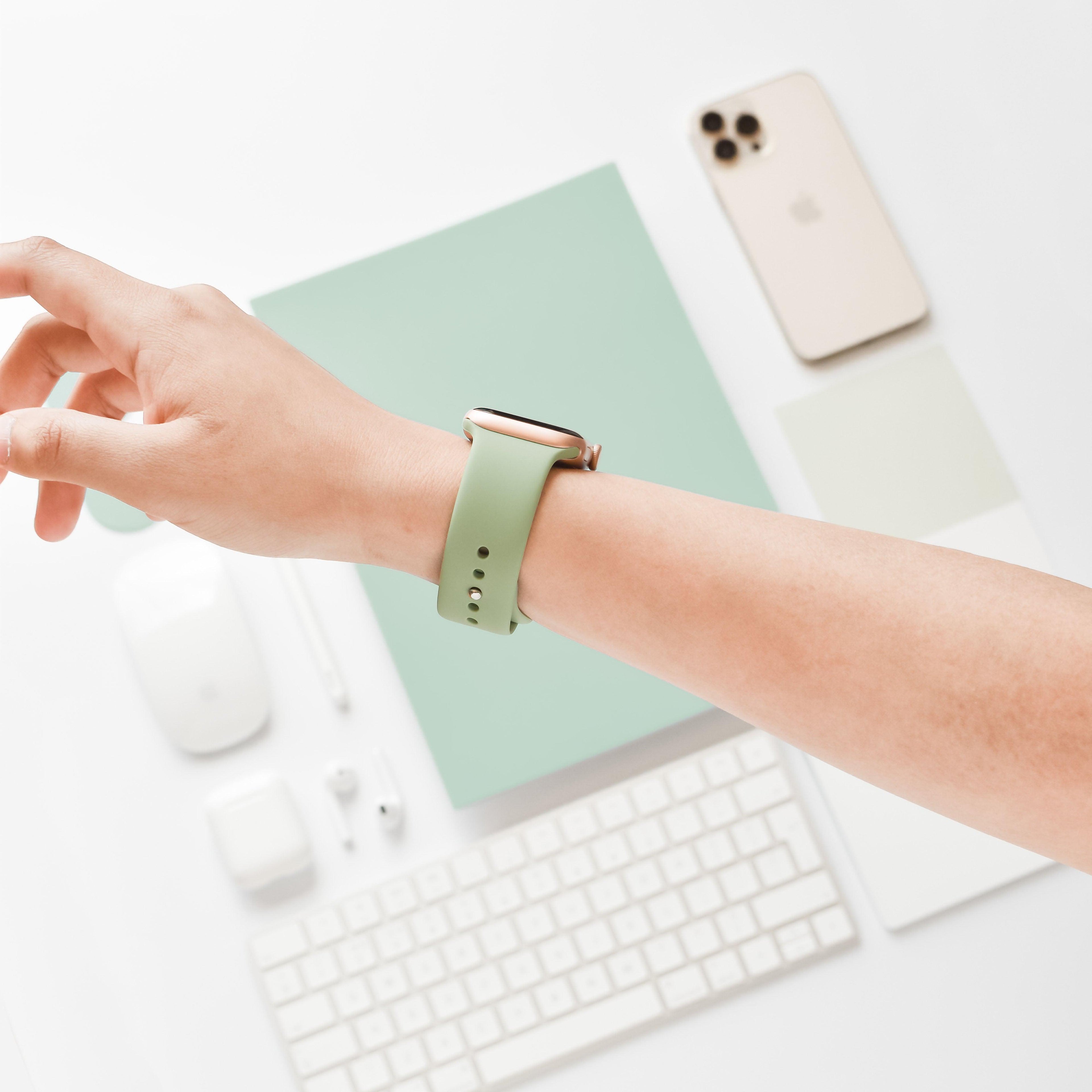 NAKD Apple Watch Kayışı - Adaçayı Yeşili