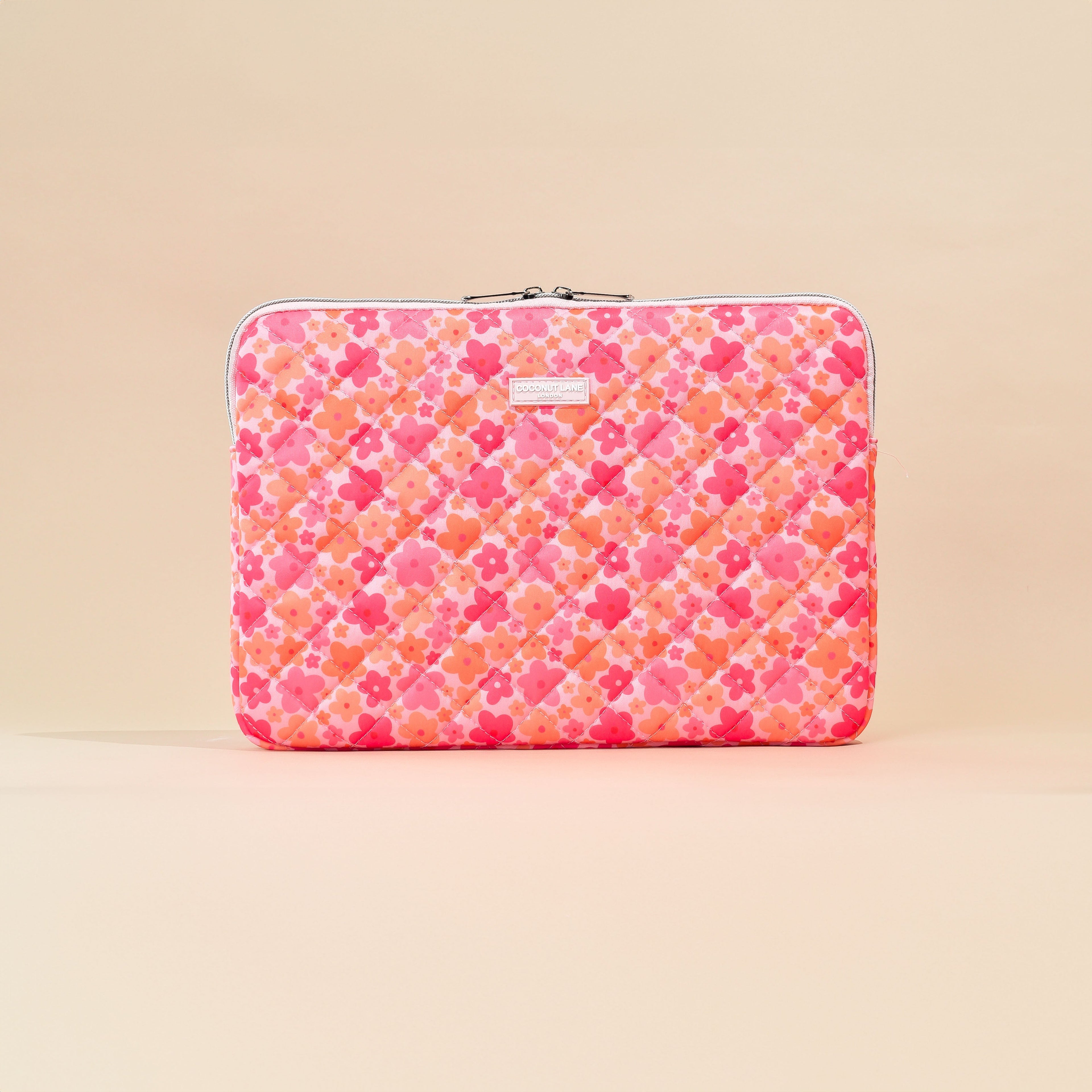 Pembe ve Turuncu Çiçek Desenli Kapitone Dizüstü Bilgisayar Kılıfı