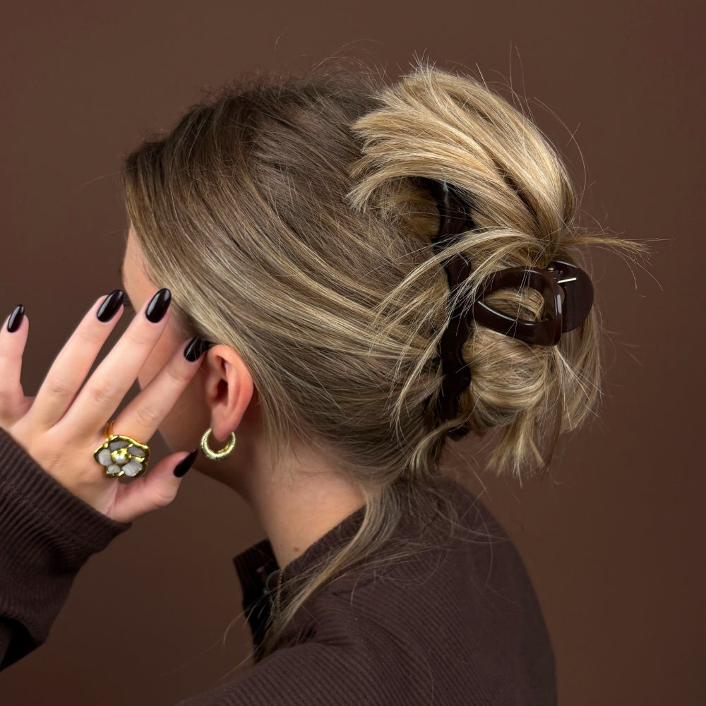 Dalgalı Pençe Klipsi - Çikolata