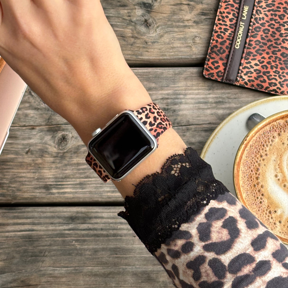 Leopar Desenli Apple Watch Kayışı