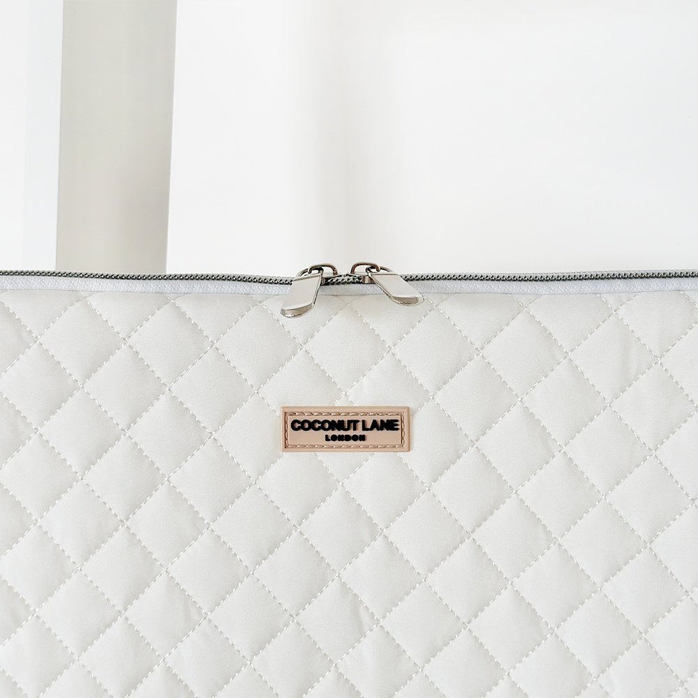 Kapitone Sütlü Hindistan Cevizi Dizüstü Bilgisayar Kılıfı