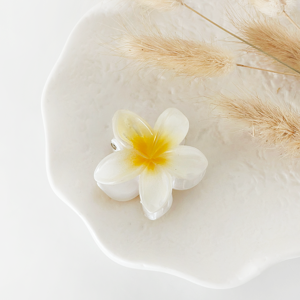 Mini Tropikal Çiçek Şekilli Klips - Beyaz