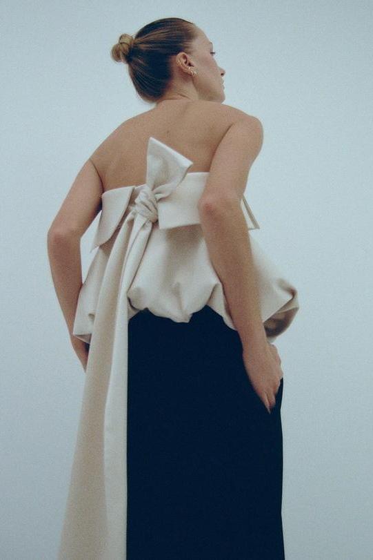 Puff-Shaped Bow-Tail Tube Top