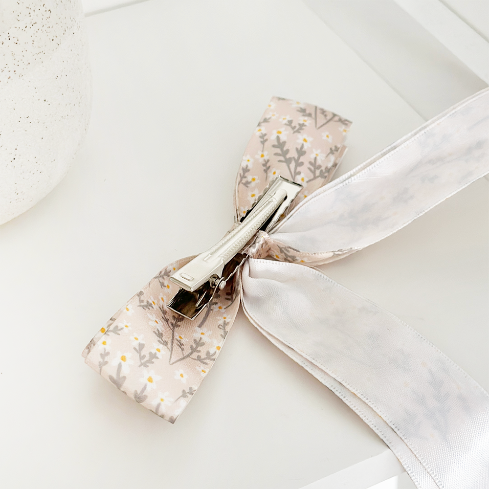 Kurdeleli Fiyonk Toka - Doğal Çiçekler