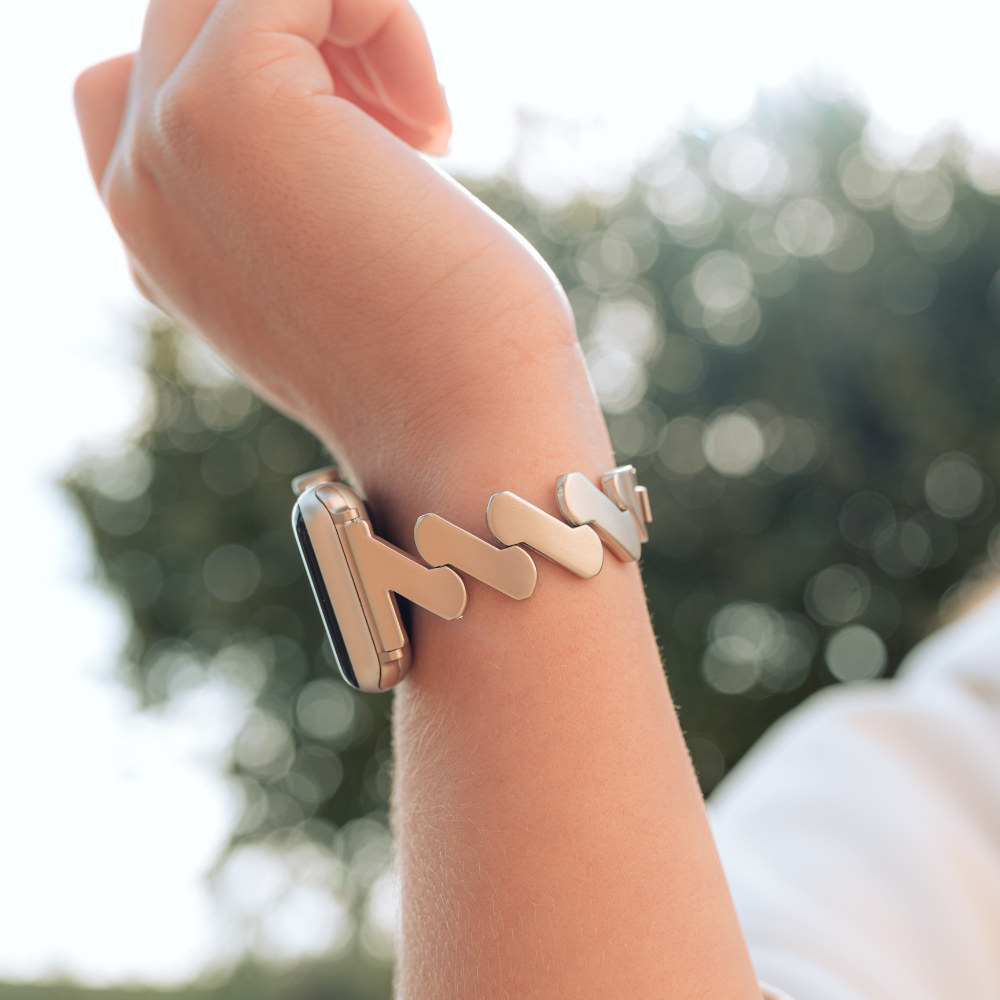 Dalgalı Apple Watch Kayışı - Yıldız Işığı