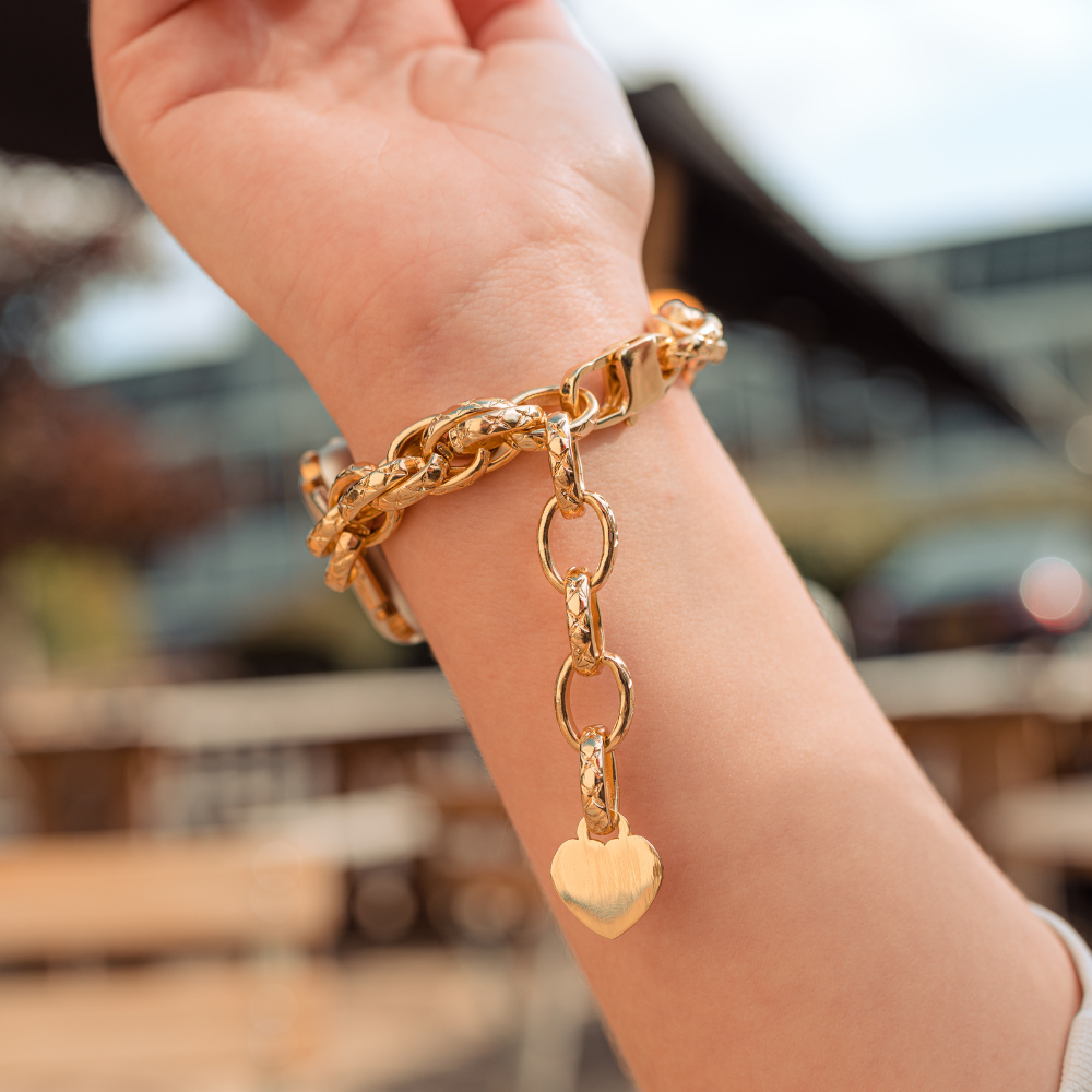 Altın Renkli Zincir Bileklik Apple Watch Kayışı