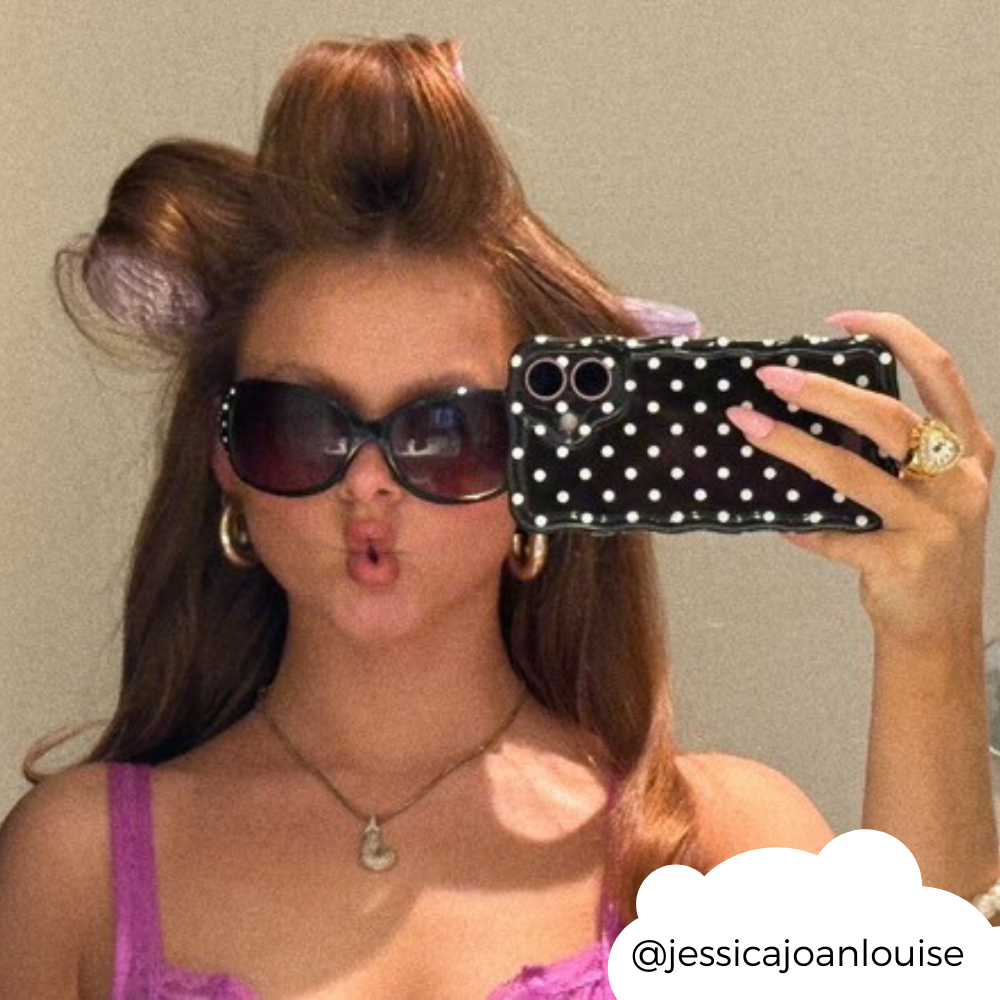 Dalgalı Telefon Kılıfı - Siyah Puantiyeli