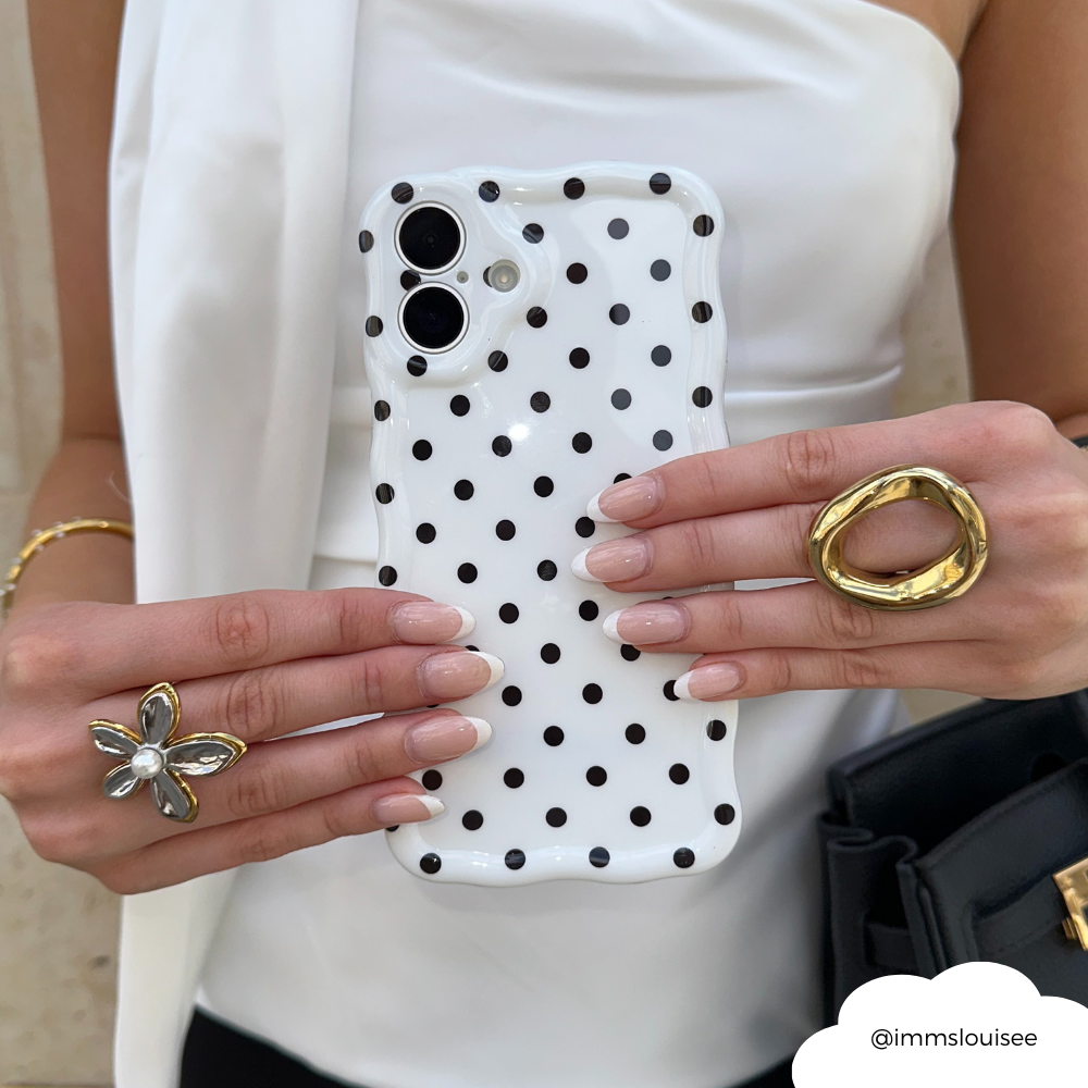 Dalgalı Telefon Kılıfı - Beyaz Puantiyeli