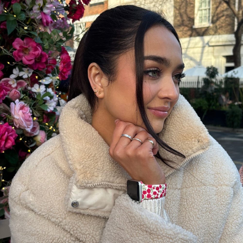 Buy Me Roses Kırmızı Apple Watch Kayışı