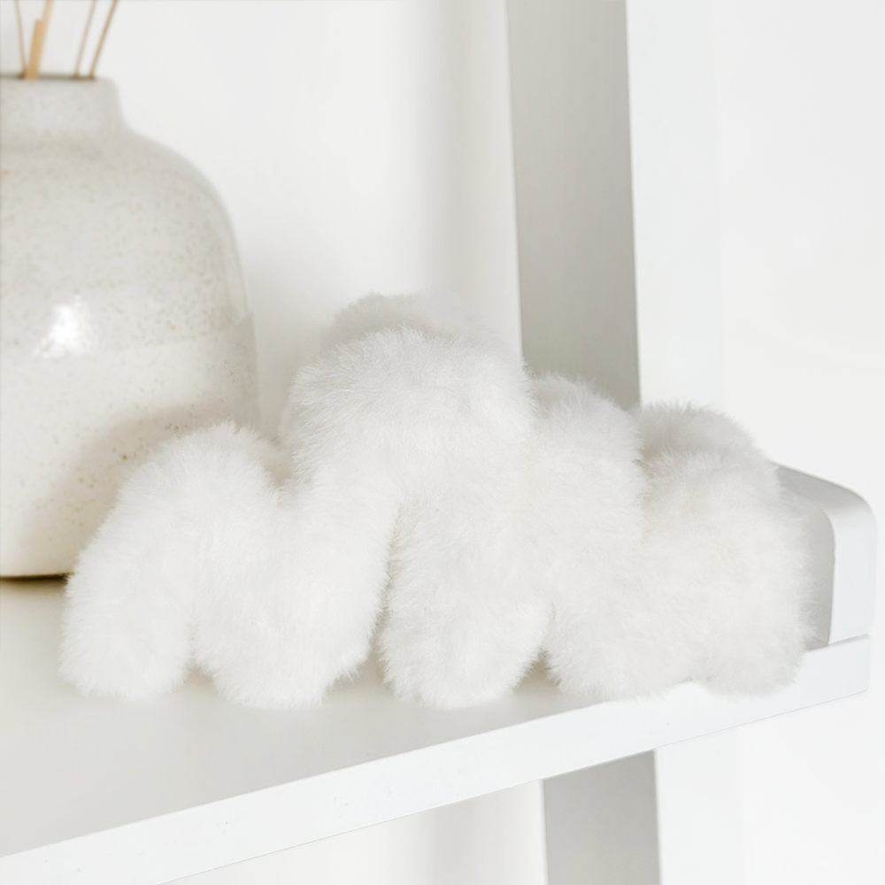 Squiggle Faux Fur Claw Clip - White