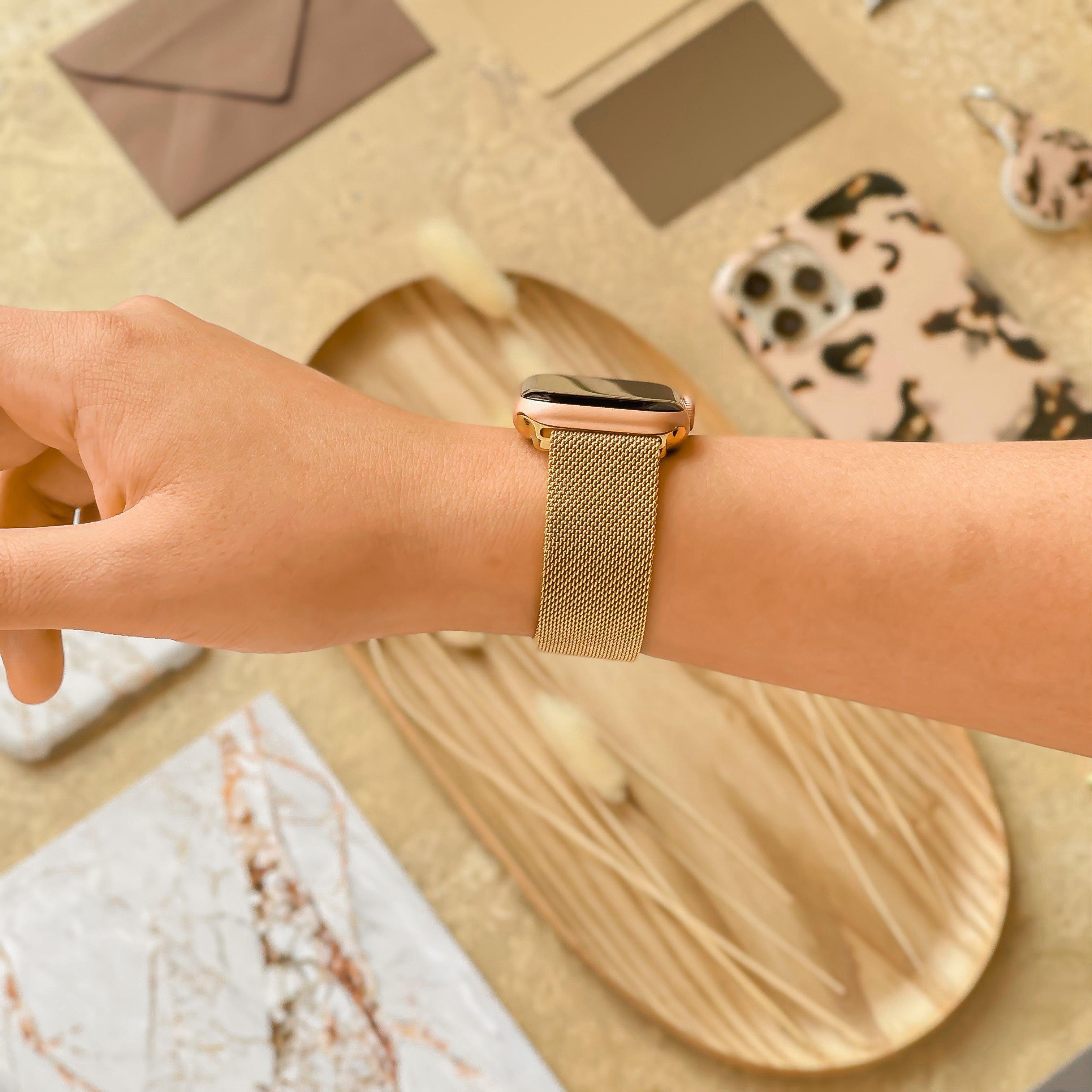 Manyetik Zincirli Apple Watch Kayışı - Altın