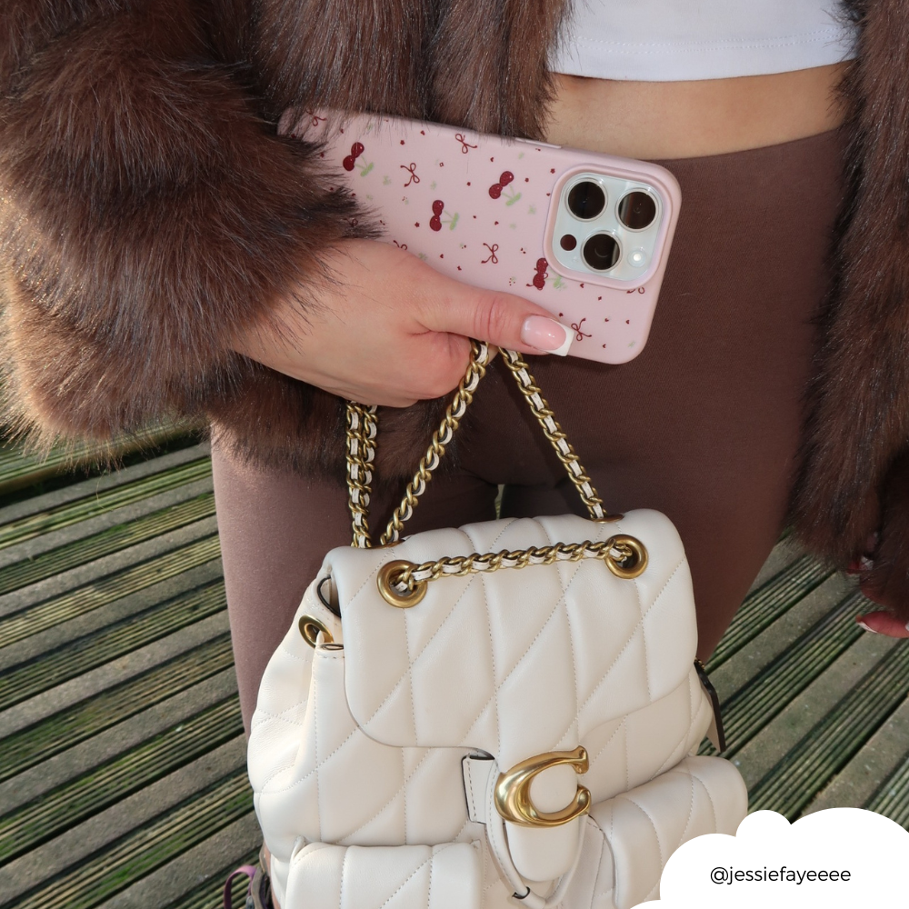 Küçük Kurdeleler ve Kirazlar Desenli Telefon Kılıfı - Pembe