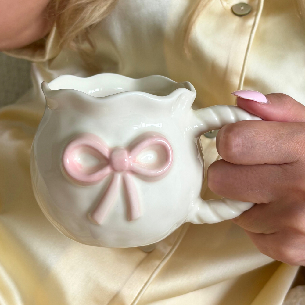 Pembe Kurdeleli Kupa