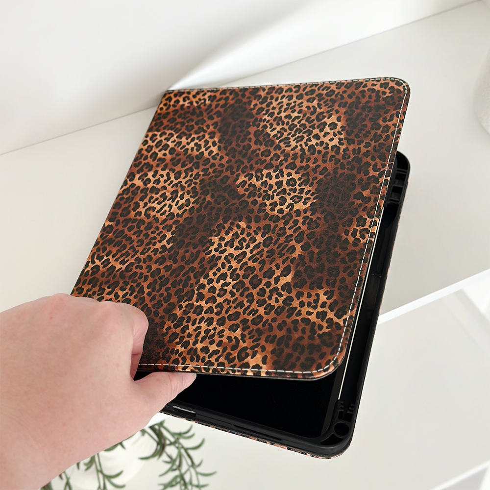 Leopar Desenli iPad Kılıfı