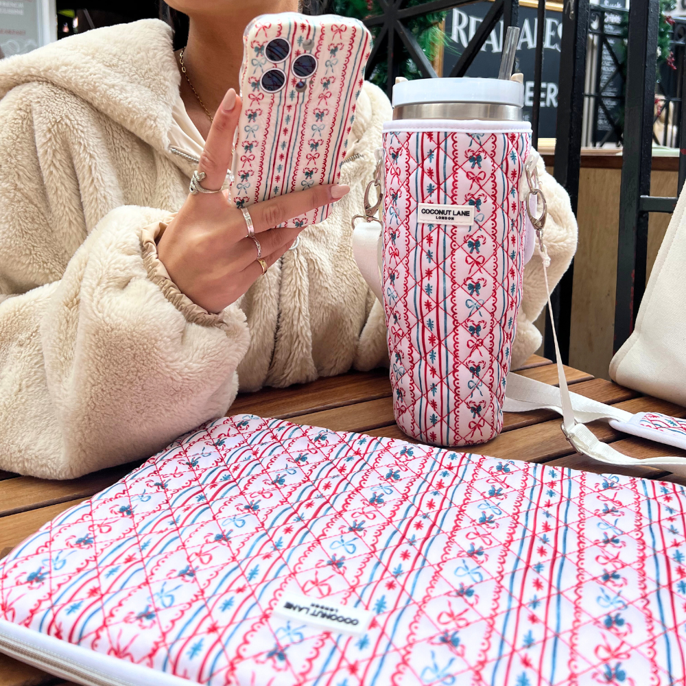 Kapitone "Let It Bow" Dizüstü Bilgisayar Kılıfı