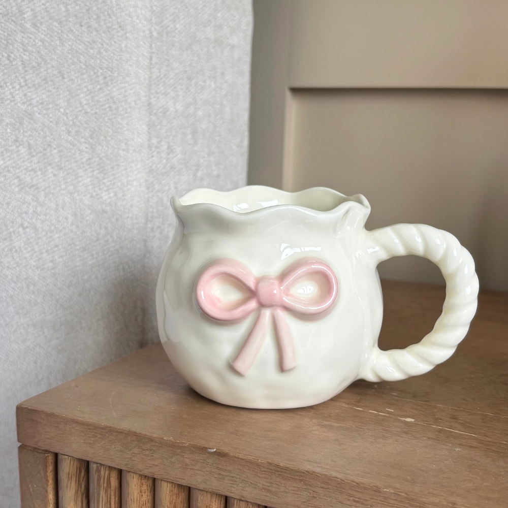 Pembe Kurdeleli Kupa