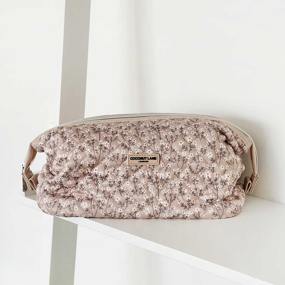 Genişletilebilir Makyaj Çantası - Kapitone Nude Çiçek Desenli