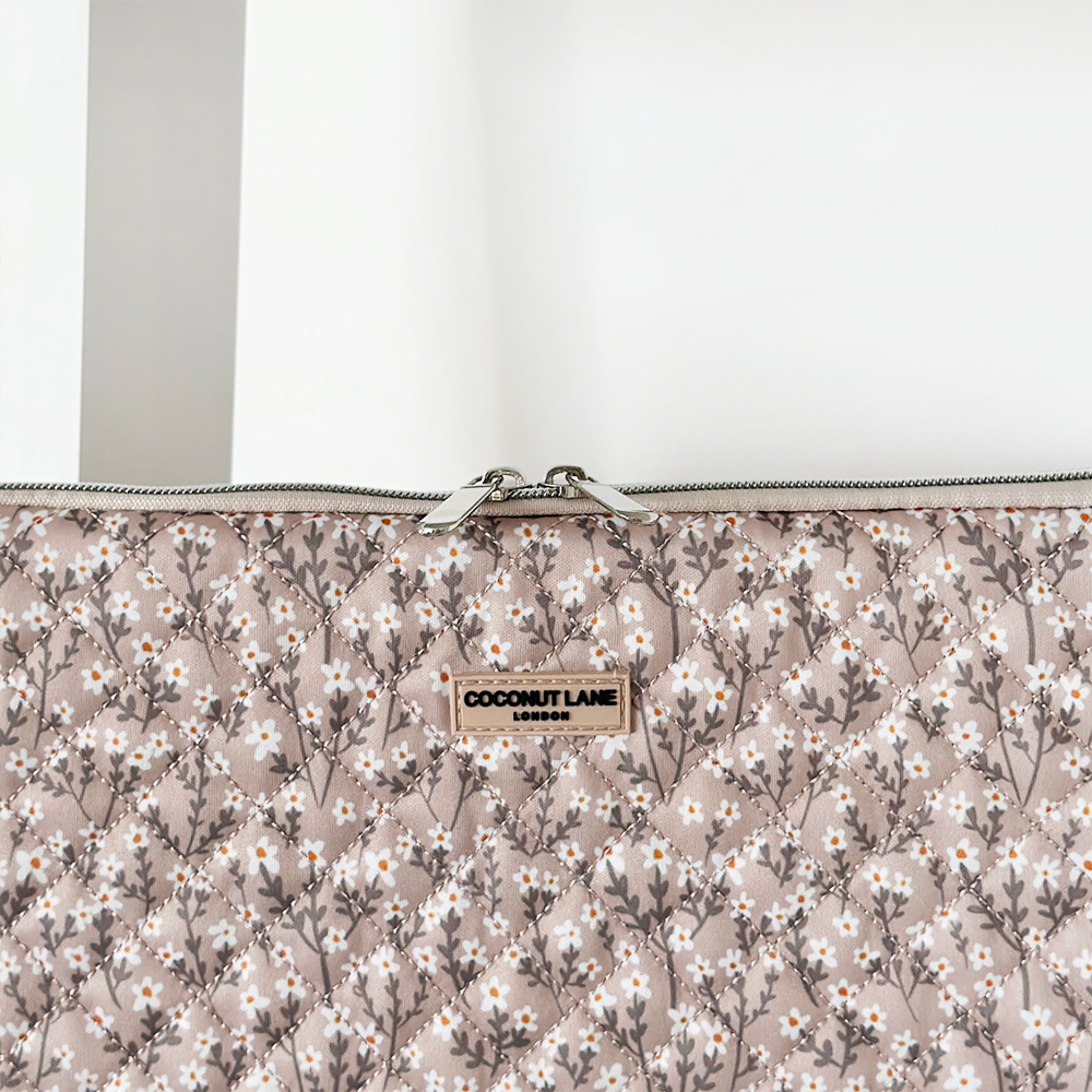 Kapitone Nude Çiçek Desenli Dizüstü Bilgisayar Kılıfı 