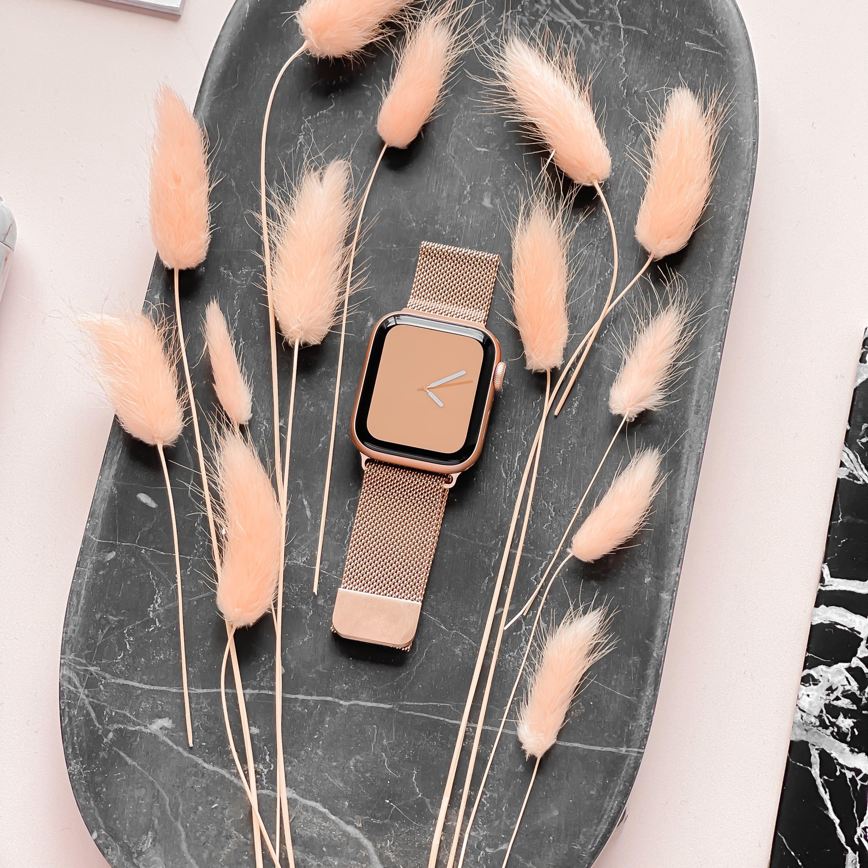 Manyetik Zincirli Apple Watch Kayışı - Gül Altın